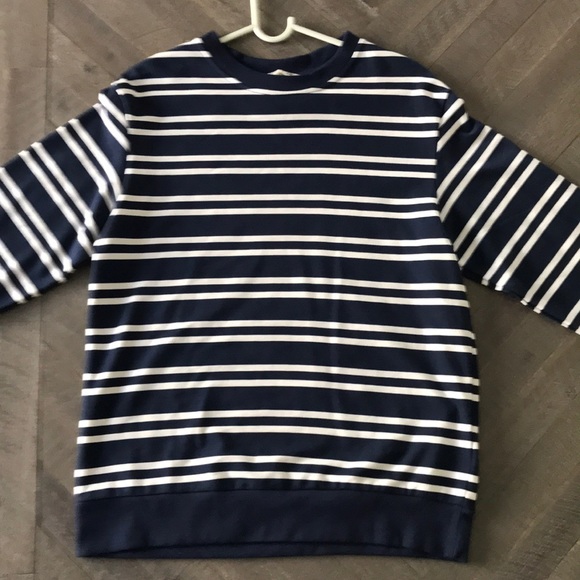 H&M Other - Extremely stylish “H&M” Long Sleeve